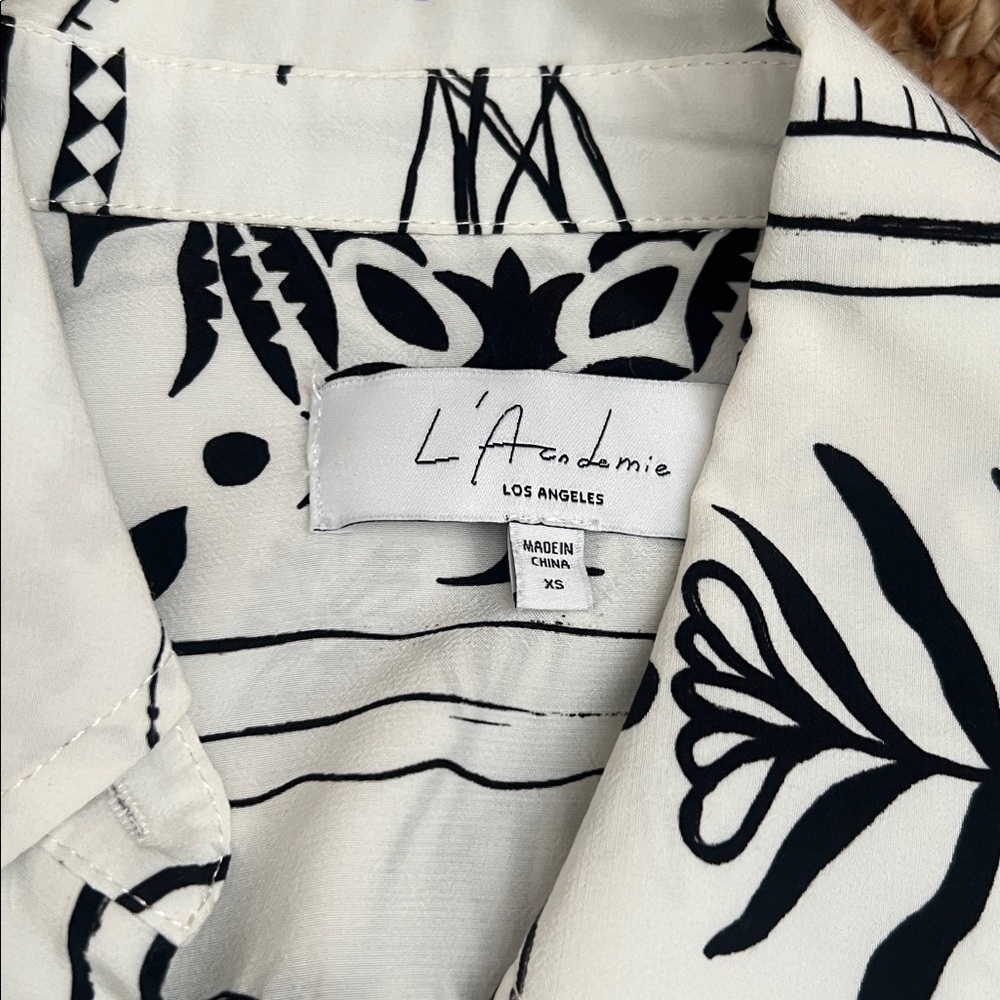 L’Academie Lenae Blouse - Picture 2 of 3